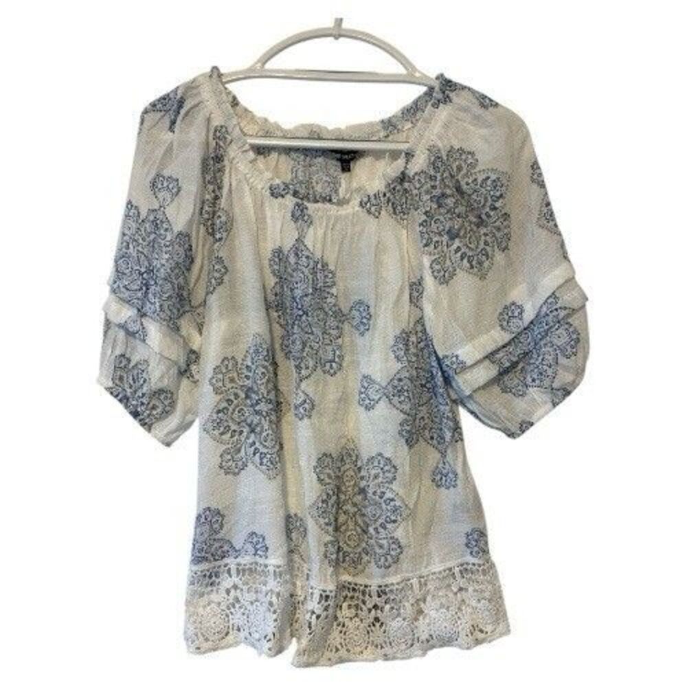Unique Spectrum Women’s Blouse Size Small, rayon